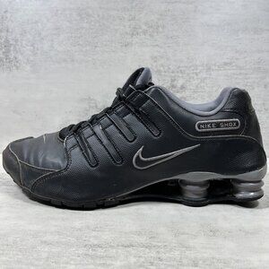Nike Shox NZ EU Leather Sneakers - Men's Size 11 - Black  This